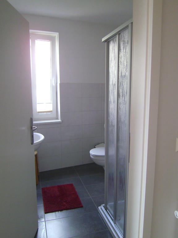 Altstadt Ferienwohnung Stralsund Mit Parkplatz Номер фото