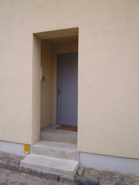 Altstadt Ferienwohnung Stralsund Mit Parkplatz Екстер'єр фото
